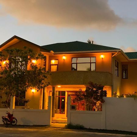 Calyx Grand Fuvahmulah Hotel Екстериор снимка